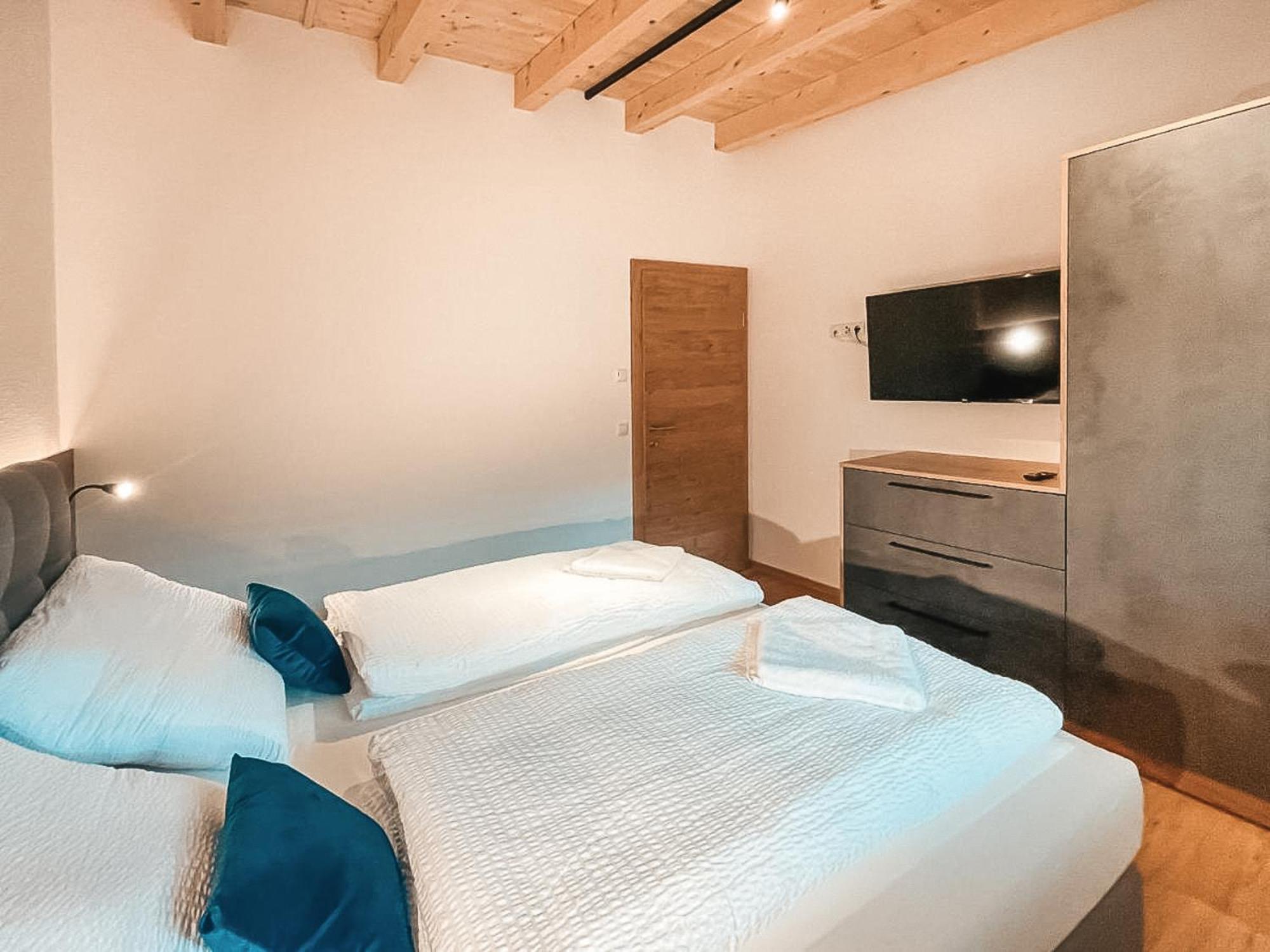 Zillerheart - Balcony Und Car Park By Alpenluxus Appartements Fugen Bagian luar foto