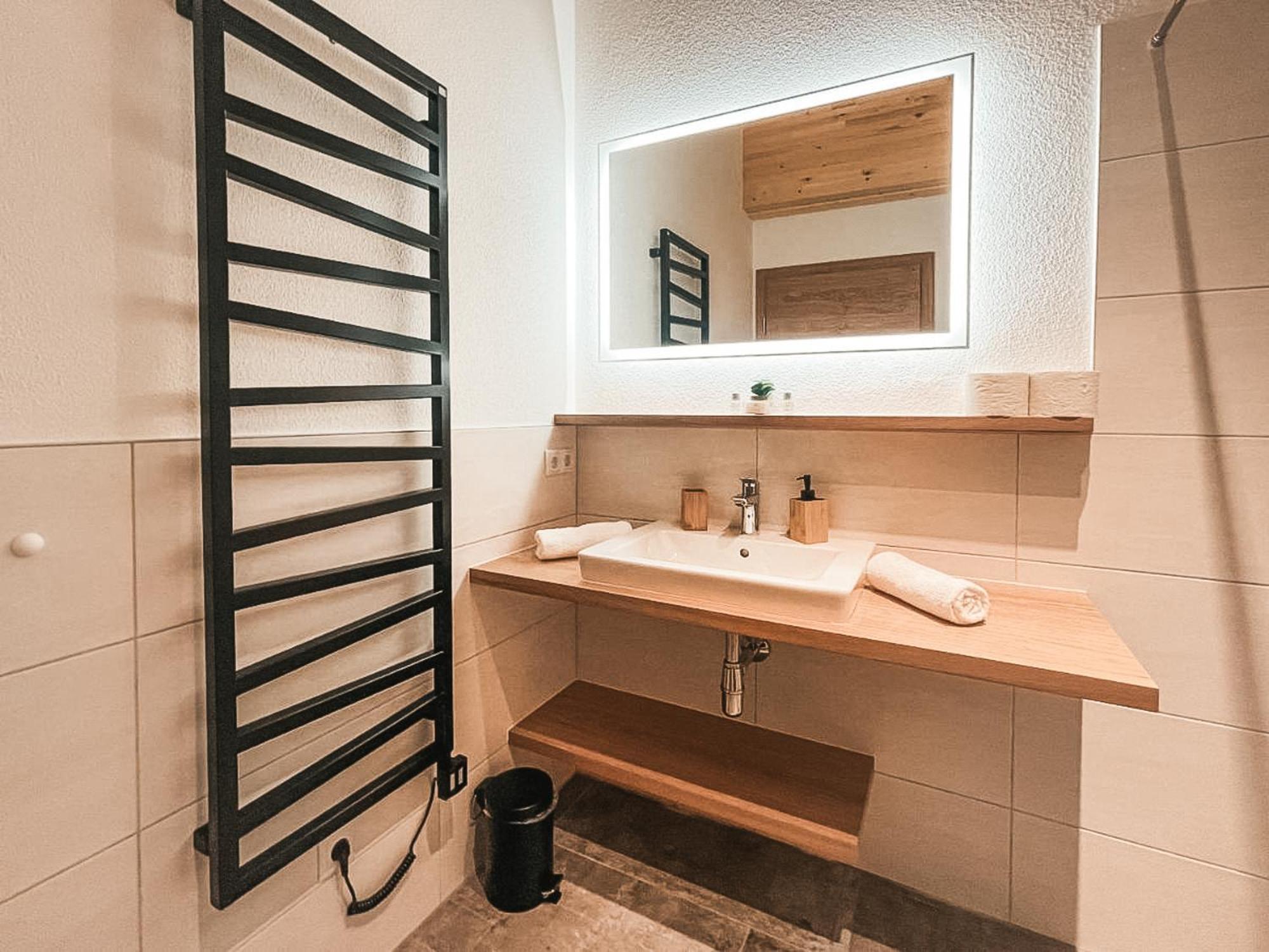 Zillerheart - Balcony Und Car Park By Alpenluxus Appartements Fugen Bagian luar foto